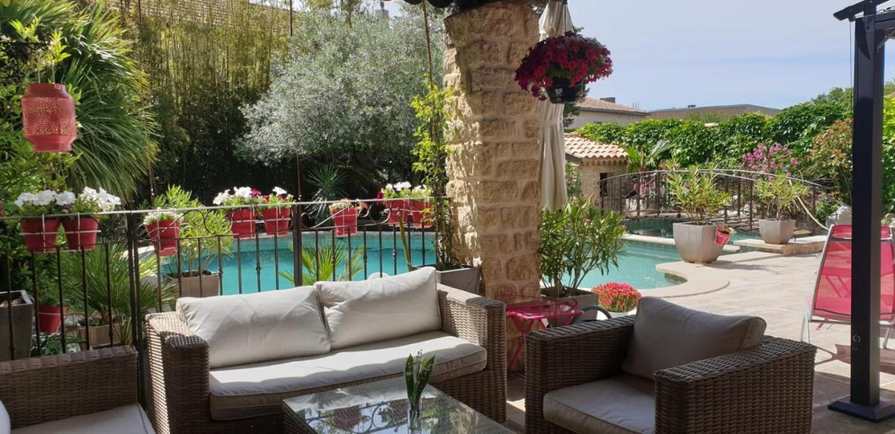 Villa Solary Le Pontet  Luaran gambar